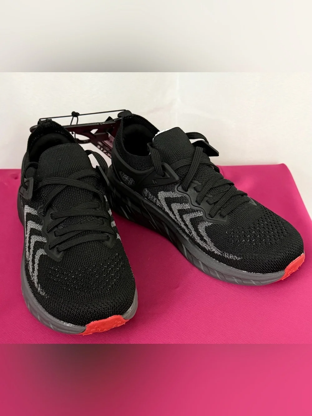Athletic Works Unisex Black &Gray Knit Sneakers w/ Memory Foam Insole Kids 1 NWT - Picture 6 of 11
